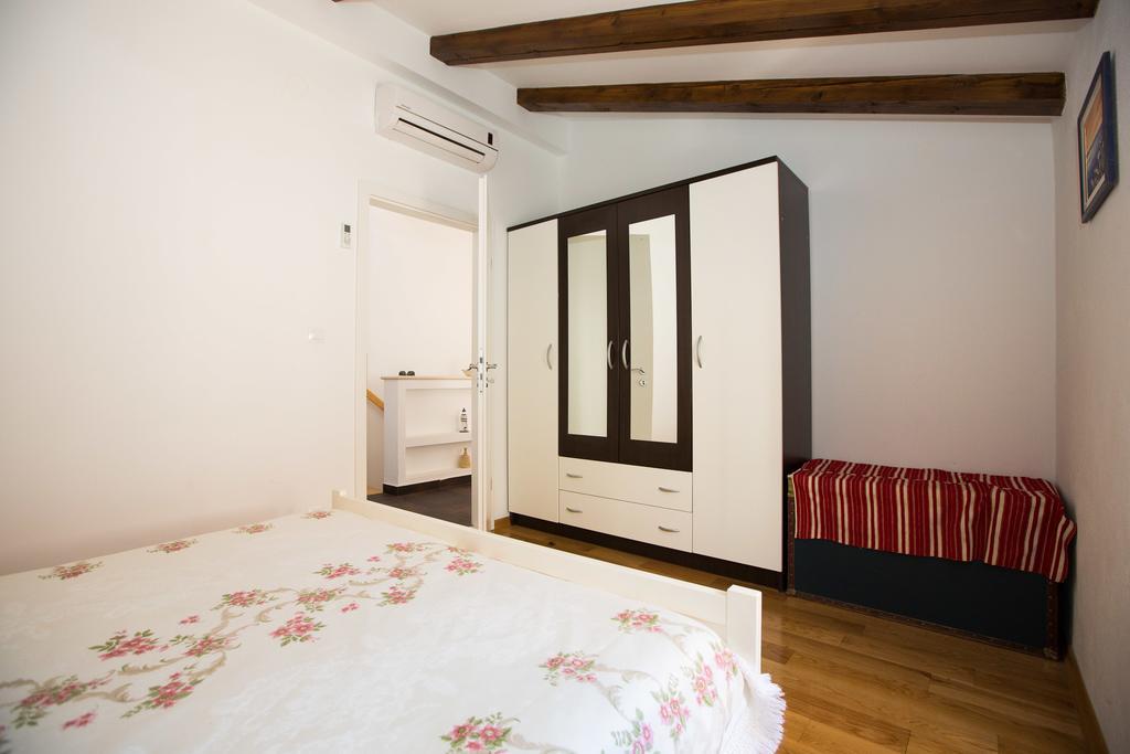 Relaxing Apartment Paulina With Balcony Dubrovnik Kamer foto