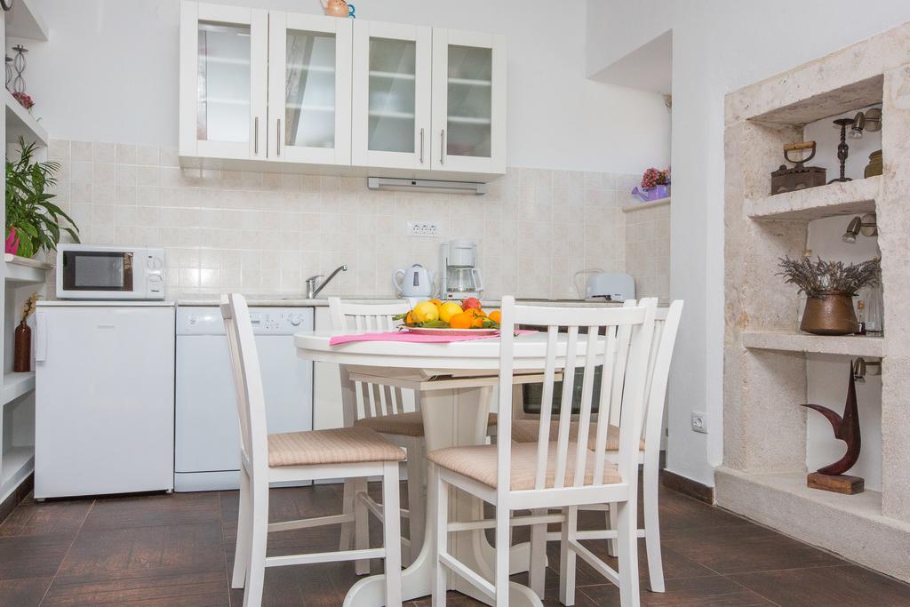 Relaxing Apartment Paulina With Balcony Dubrovnik Kamer foto
